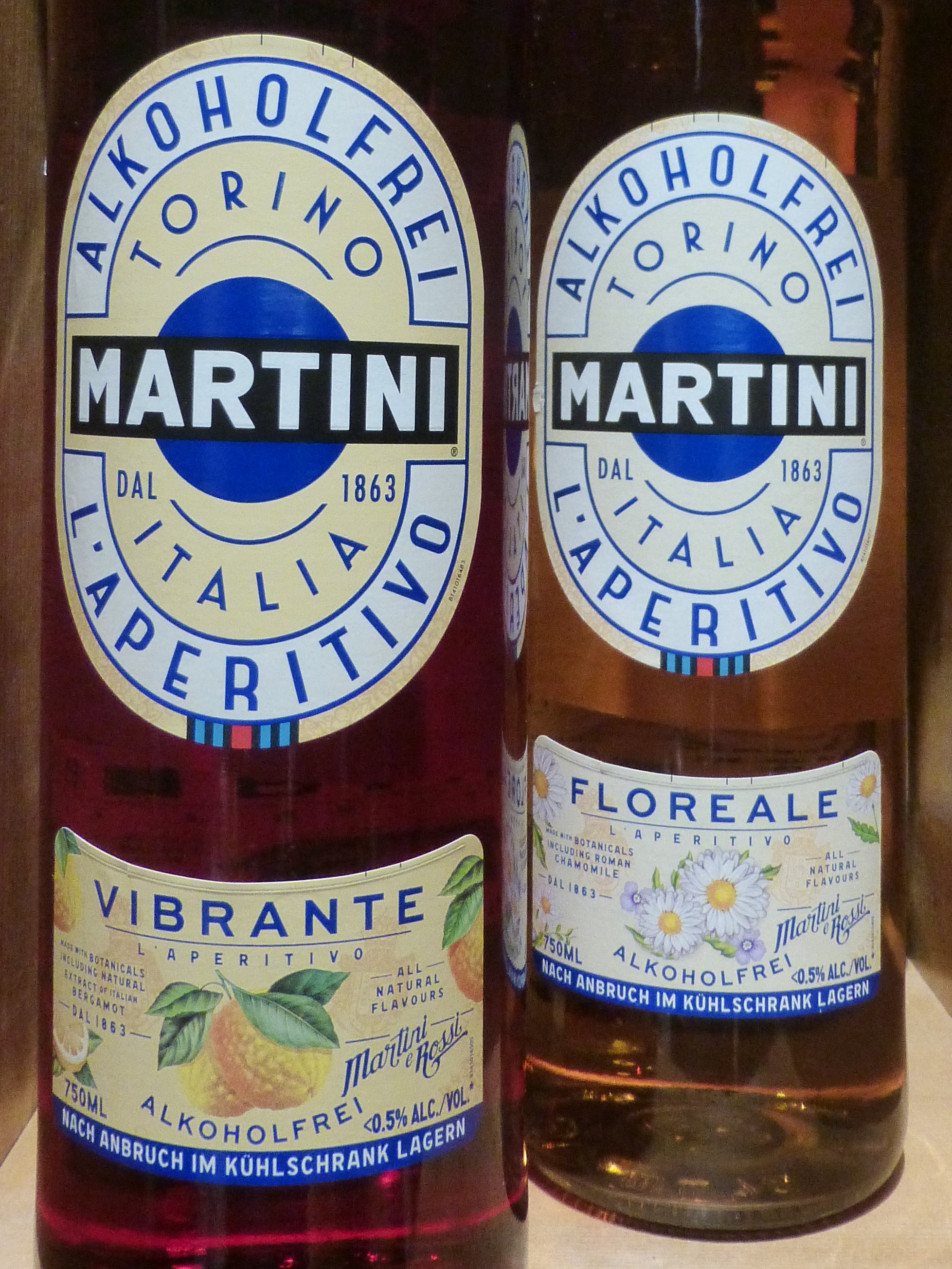 Alkoholfreie Getränke: L\'Aperitivo Martini alkoholfrei Floreale
